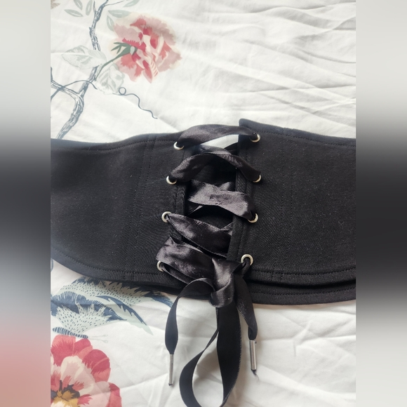 Black WaistBelt - Picture 2 of 5